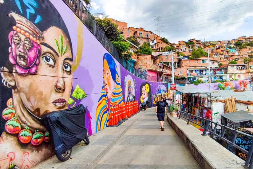 Graffitis, Comuna 13 en Medellín