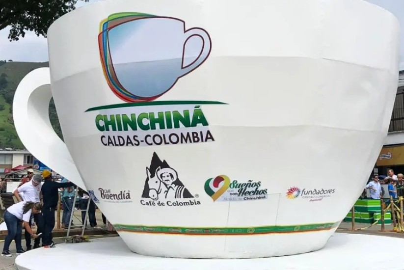 La taza de café más grande del mundo