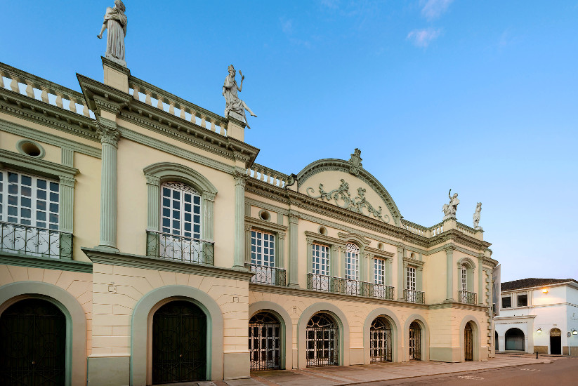 Exterior de Teatro Guillermo Valencia