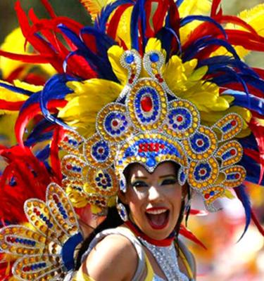 Mujer en carnaval de Colombia