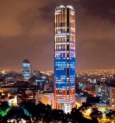 Panorámica ciudad nocturna